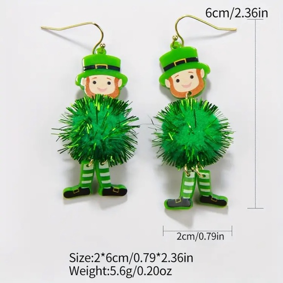 - NWT Pom Pom ST PATRICKS DAY LEPRECHAUN ☘️ GREEN PUFF EARRINGS - Picture 4 of 5